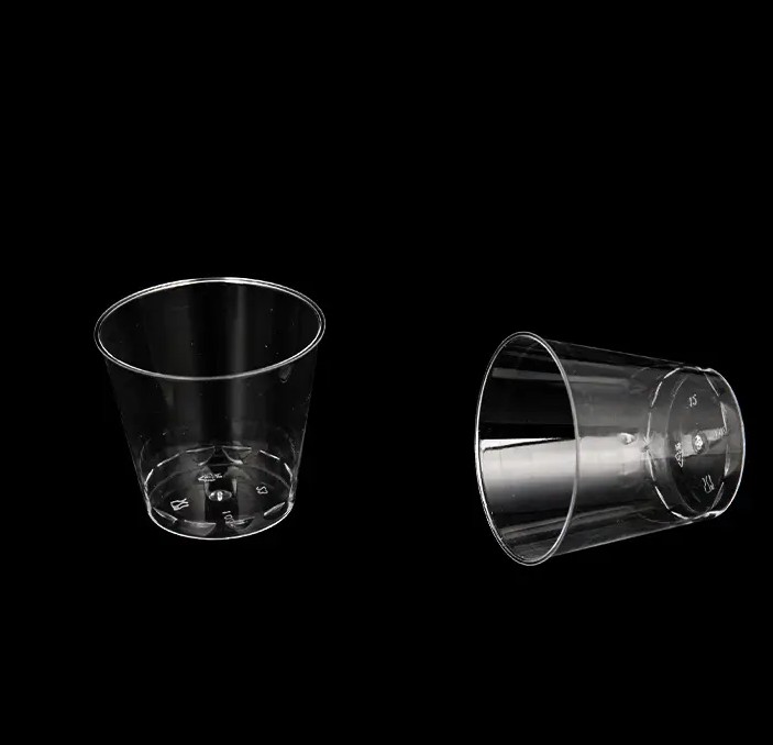 How strong is this Food grade transparent wine glass disposable plastic cup?